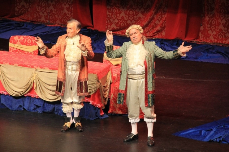 Haldun Dormen: “Türk Tiyatrosunun Geleceği İçin Çok Umutluyum”