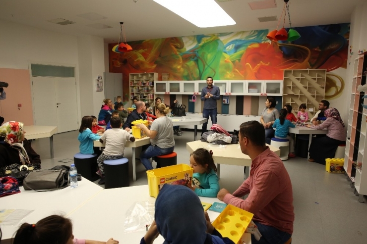 Kayseri Bilim Merkezi, Çocukları Bilime Yönlendirmek İçin Birbiri Ardına Etkinlik Yapıyor