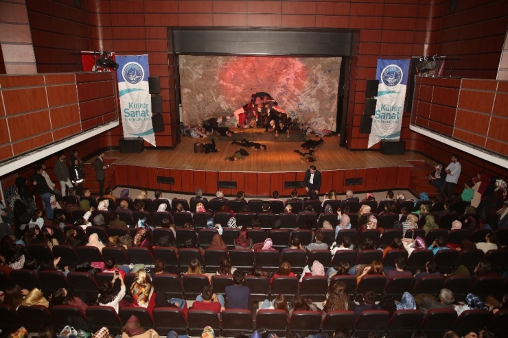 7’den 70’e Tiyatro