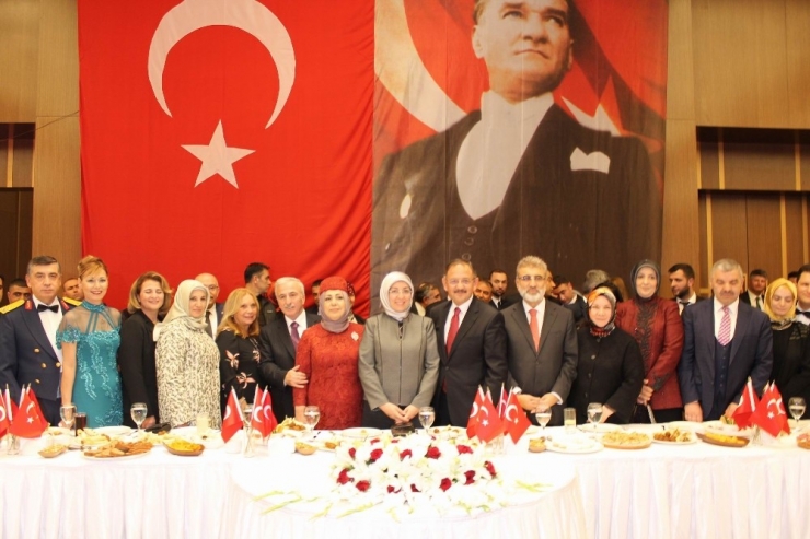 Çevre Ve Şehircilik Bakanı Mehmet Özhaseki: