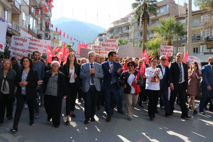 Chp’den Cumhuriyet Bayramı Töreni