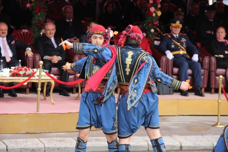 Cumhuriyetin 94’üncü Yılında 29 Ekim Coşkuyla Kutlandı