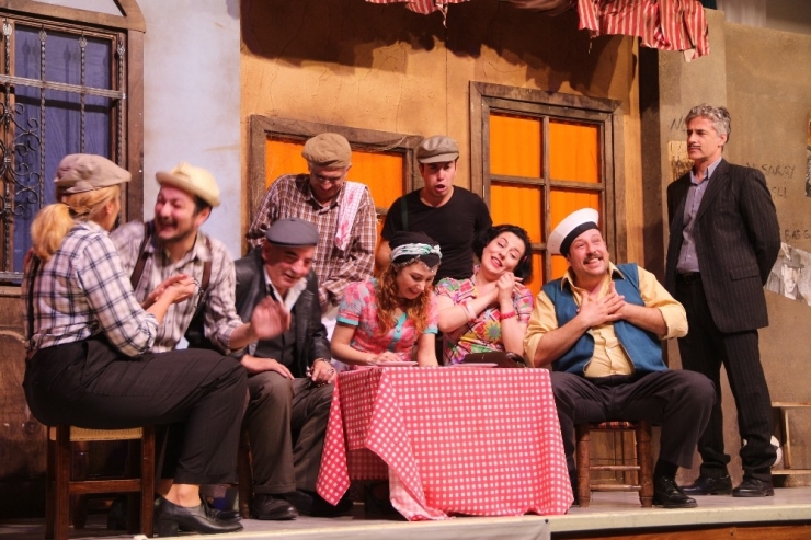 Demirci’de ’Şoför Nebahat’e Yoğun İlgi