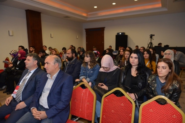 Kartepe Zirvesi’nde “15 Temmuz Ve Darbeler Sempozyumu”