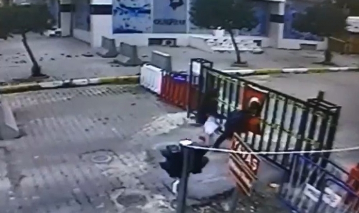 Çocukların Bayrak Sevgisi Duygulandırdı