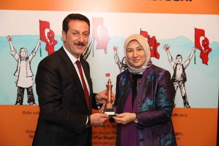 Başkan Tok, Kadem’i Ziyaret Etti