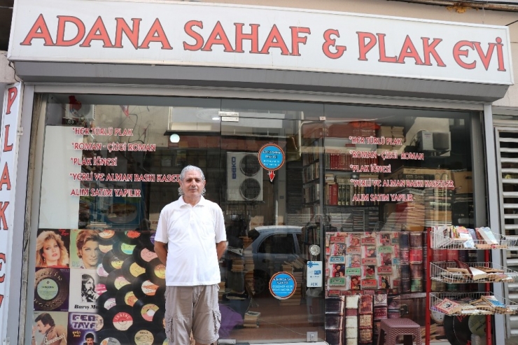 Eşinden Gizli Biriktirdiği Paralarla Koleksiyoner Oldu