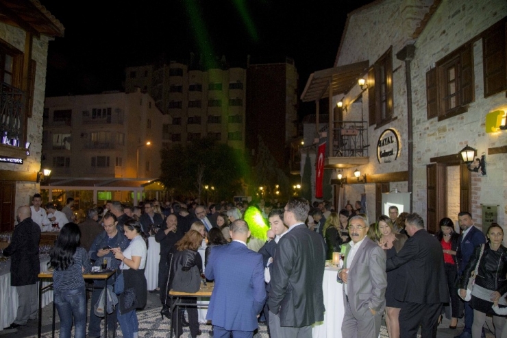 Kuşadalı Turizmciler 2018 İçin El Ele Verdi