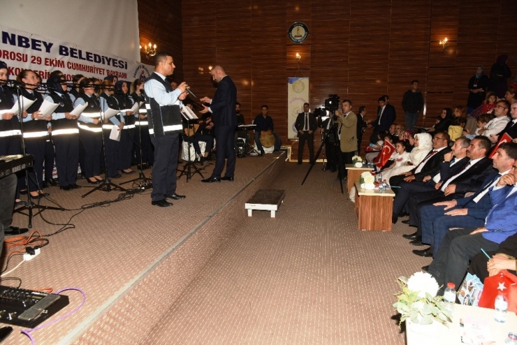 Zabıta Korosundan Cumhuriyet Bayramı Konseri