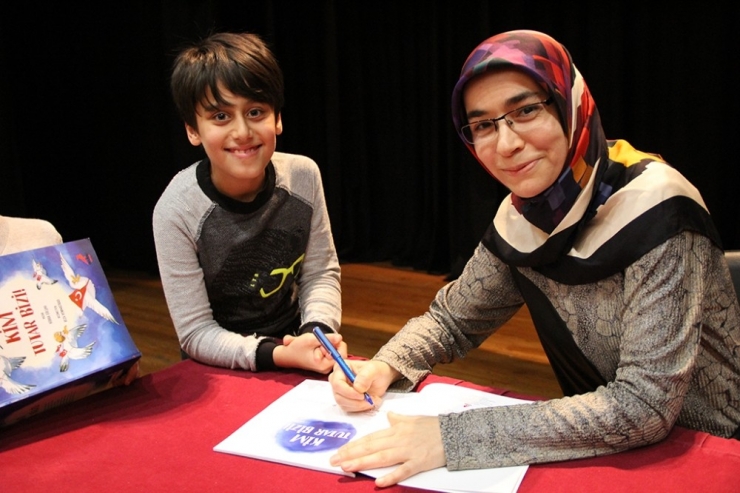 ‘Kim Tutar Bizi’ Sgm’ye Geldi