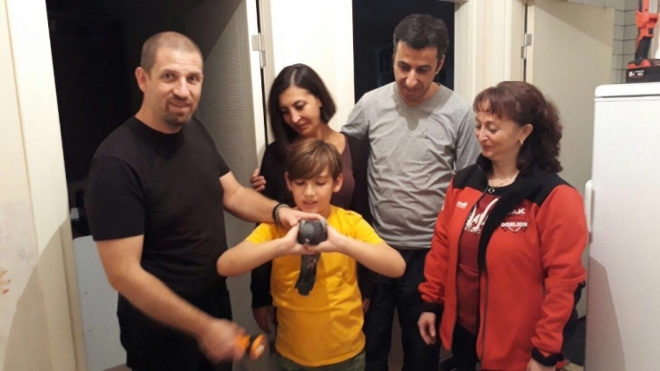 Güvercini Ölmekten Dak Kurtardı