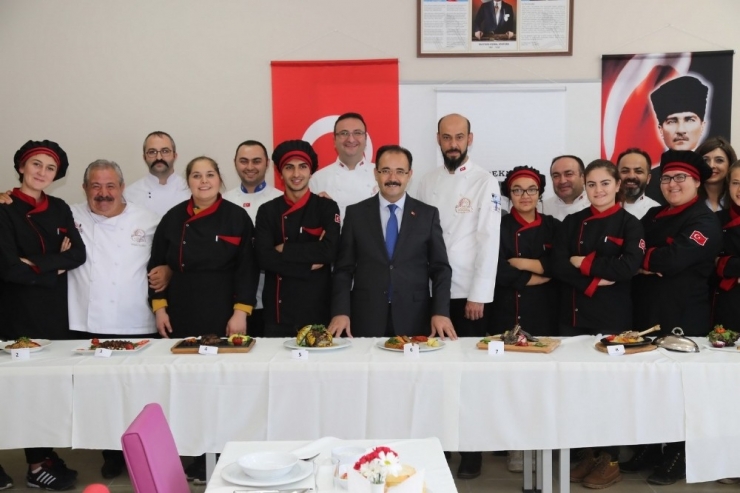 Uşak’a “Tarhana Festivali” Müjdesi