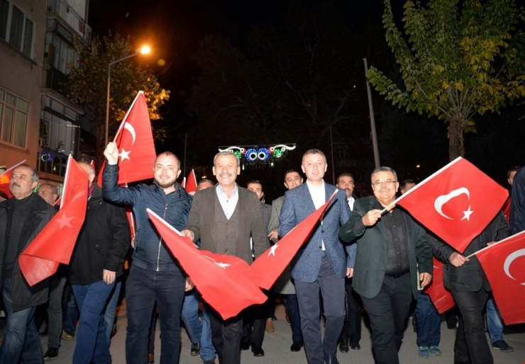 Bilecik’te Cumhuriyet Yürüyüşü