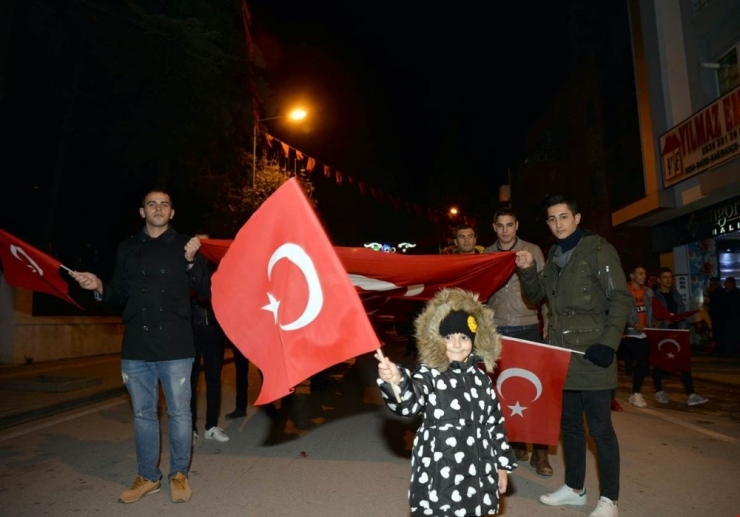 Bilecik’te Cumhuriyet Yürüyüşü