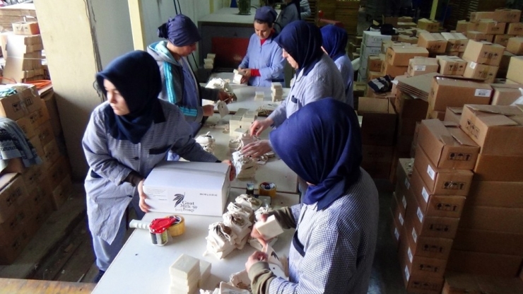 Japonlar, “Edremit” İle Yıkanıyor