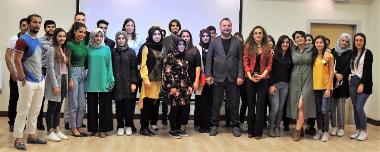 Nazmi Özkoyuncu Üniversitelilerle Buluştu