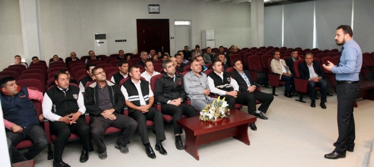 Gaün Güvenlik Personeline Etkili İletişim Ve Beden Dili Eğitimi