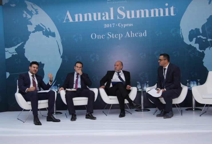 Dmw 2017 “Bir Adım İleri” Zirvesinin 2.günü Gerçekleşti