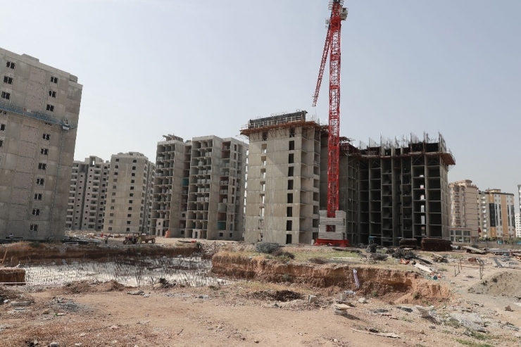 Seyhan’da 9 Noktada Kentsel Dönüşüm Projesi Yürütülüyor