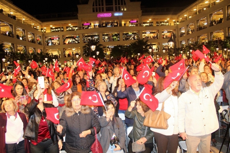 Mavibahçe’de Unutulmayacak Cumhuriyet Coşkusu