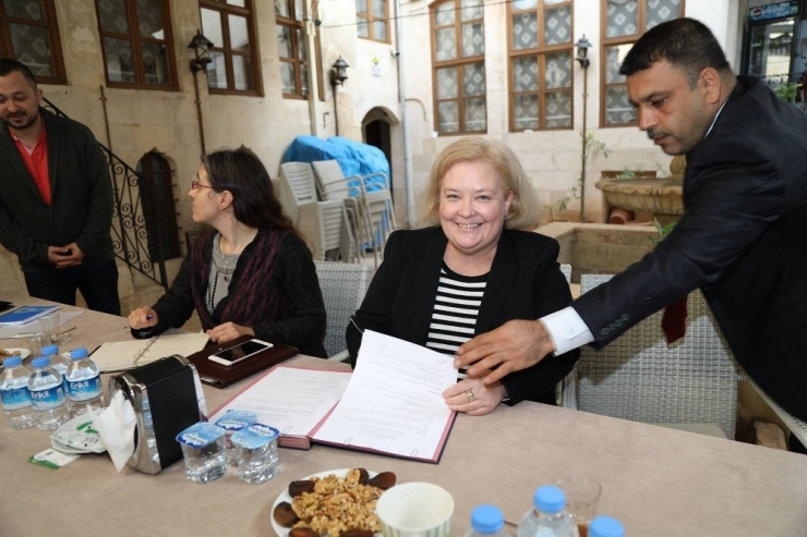 Belediye İle Care Arasında İş Birliği Protokolü