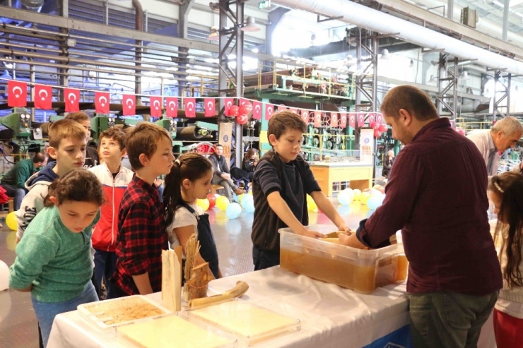 Kağıt Müzesi’nde Cumhuriyet Etkinliği