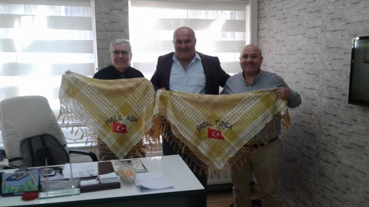 Mersinli Deve Güreşine Hazırlanıyor