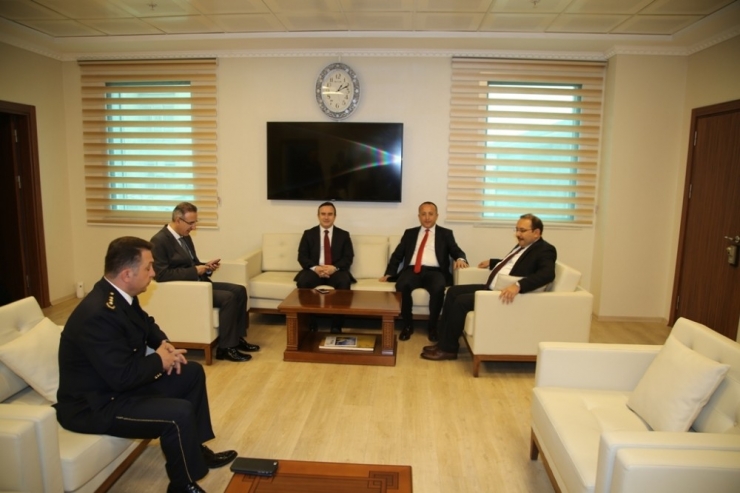 Siirt Valisi Atik’ten Siirt Belediyesine Ziyaret