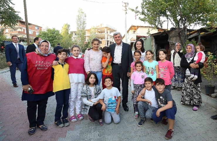 Başkan Karaosmanooğlu , İyilik Kervanı Başkanı Asiye Gül’ü Ziyaret Etti