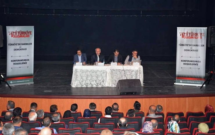 Elmalı’da Darbeler Ve Demokrasi Konuşuldu