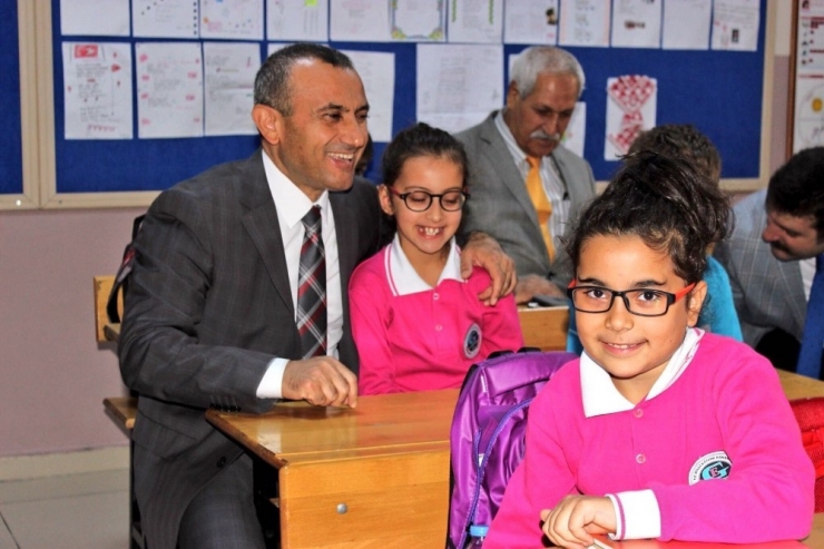 Dün İstedi, Bugün Vali Oldu