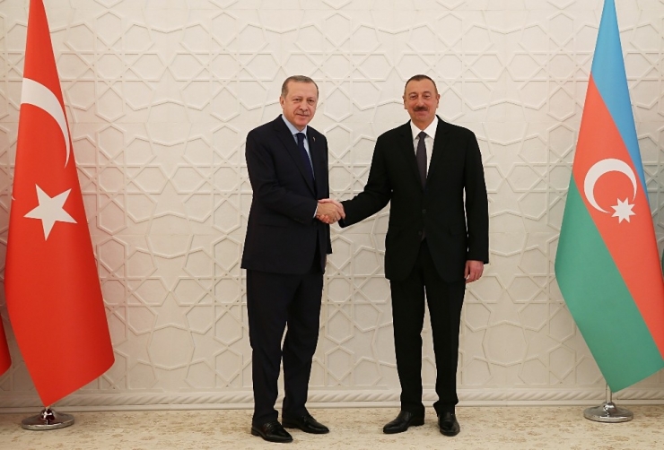 Cumhurbaşkanı Erdoğan, Aliyev İle Bir Araya Geldi