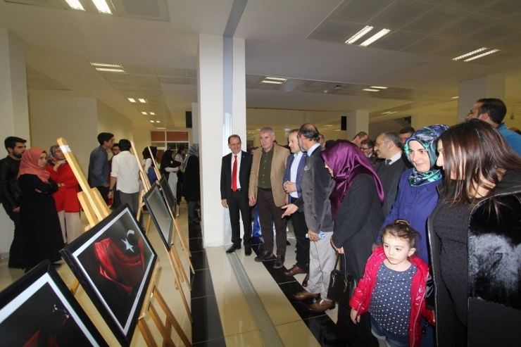 Bayburt Üniversitesi’nden 94. Yıl Sergisi