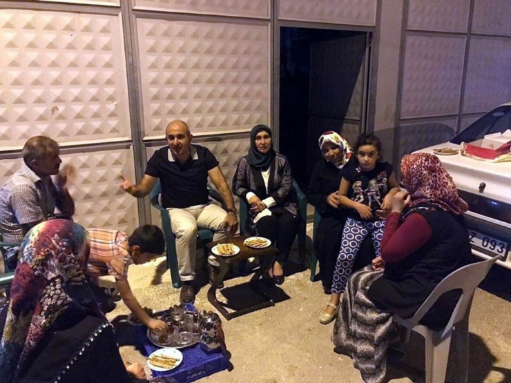 Başkan Kara’nın Çat Kapı Ziyaretleri Sürüyor