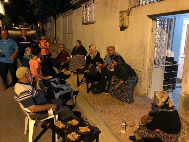 Başkan Kara’nın Çat Kapı Ziyaretleri Sürüyor