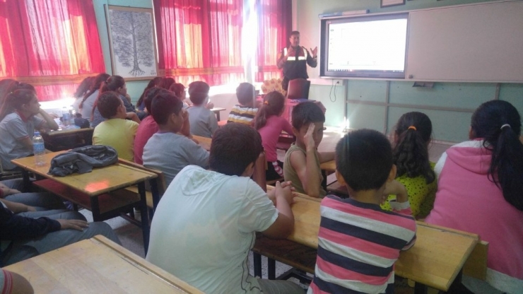 Milas’ta Öğrenciler Trafik Kurallarını Öğrendi