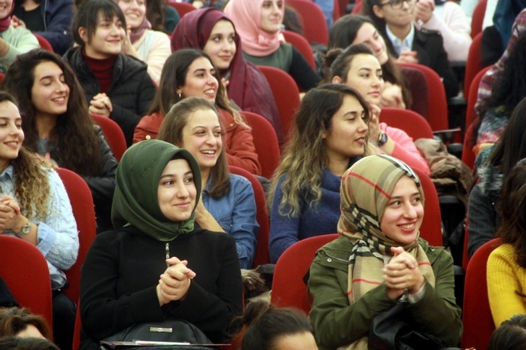 Atakum’da “Etkili İletişim Ve Yaşam Koçluğu” Semineri