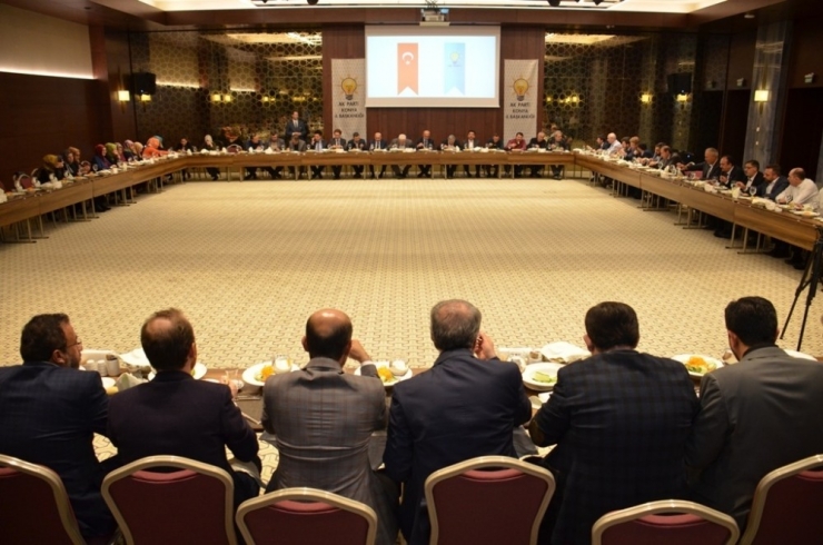 Ak Parti Konya Eski Ve Yeni İl Yönetimleri Bir Araya Geldi