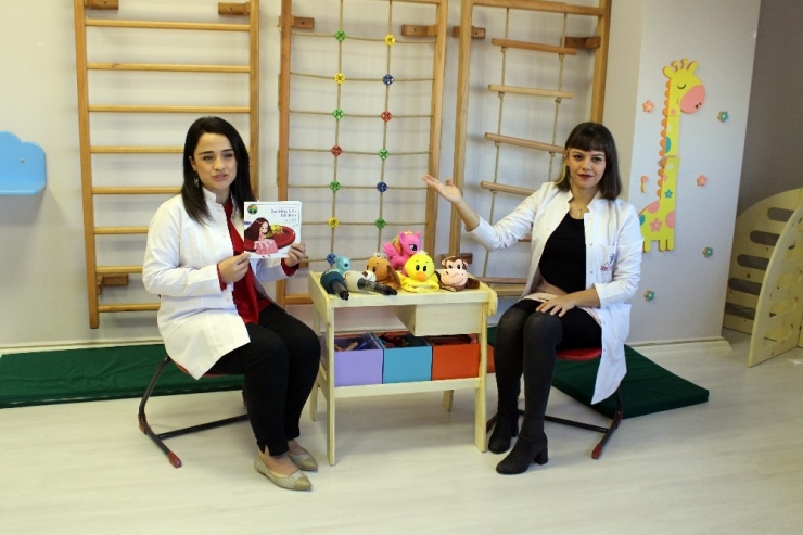 İki Öğretmen, Kitaplara “Göz Kulak” Olacak