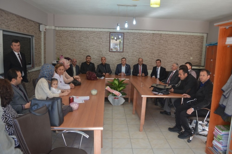 Öner Ve Ekibi Kulalı Eğitimcilerin Sorunlarını Dinledi