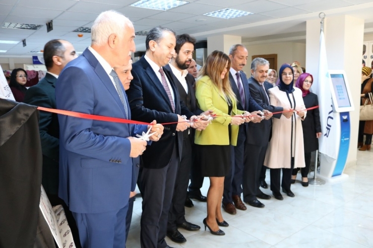 Elazığ’da ‘Tahta Baskı’ Sergisi Açıldı