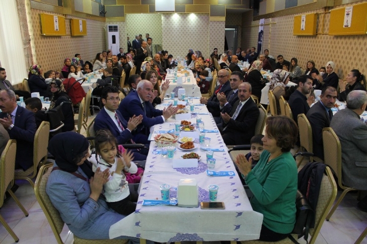 Elazığ’da ‘Yalnız Değilsin Projesi’