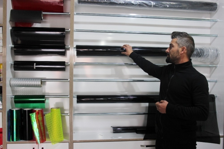 Yeni Başladığı İşe Yasak Engeli