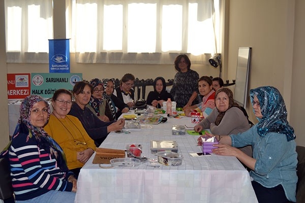 Gümüş Ve Bakır Teller Hünerli Ellerde Can Buluyor