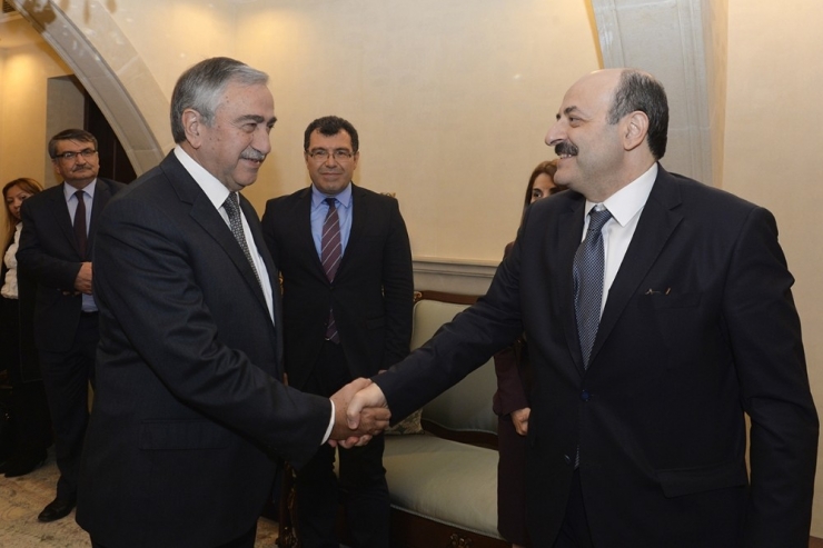 Akıncı, Yök Başkanı Saraç’ı Kabul Etti