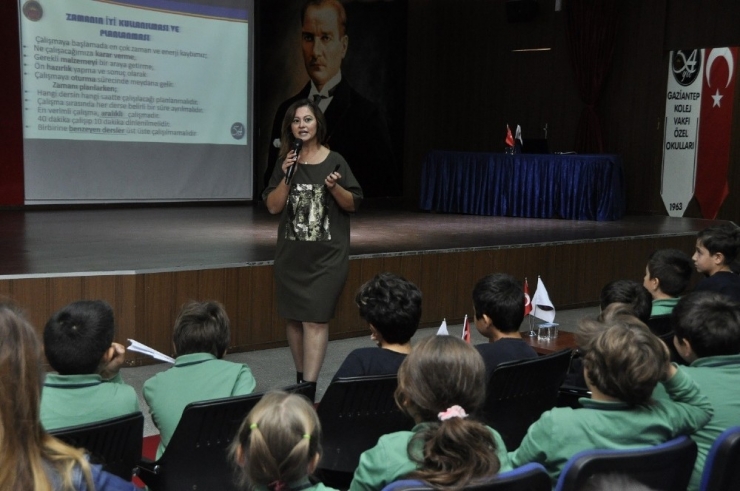 Kolej Vakfından Verimli Ders Çalışma Teknikleri