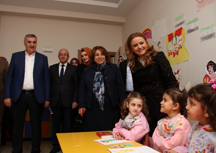 Başkan Toçoğlu: "Eğitimlerine Katkı Sunacağız"