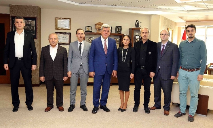 Başkan Karosmanoğlu’na Ziyaretler Sürüyor