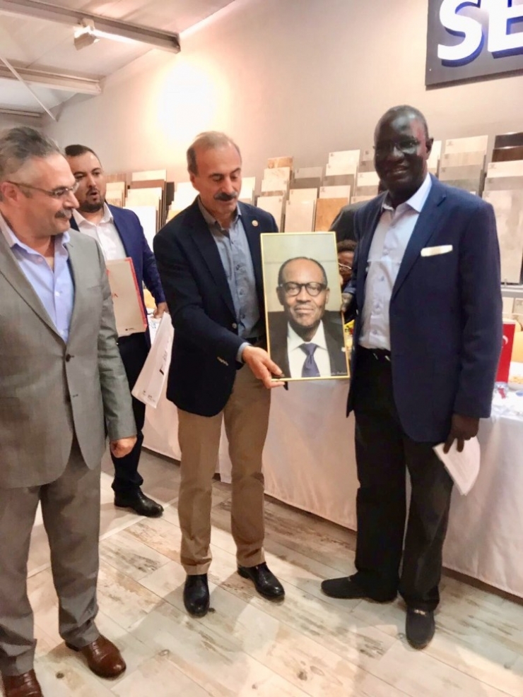 Afrikalı Büyükelçiler Türkiye’nin Seramik Teknolojisine Hayran Kaldı