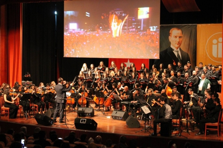 Üniversitede 15 Temmuz Şehitleri Konseri